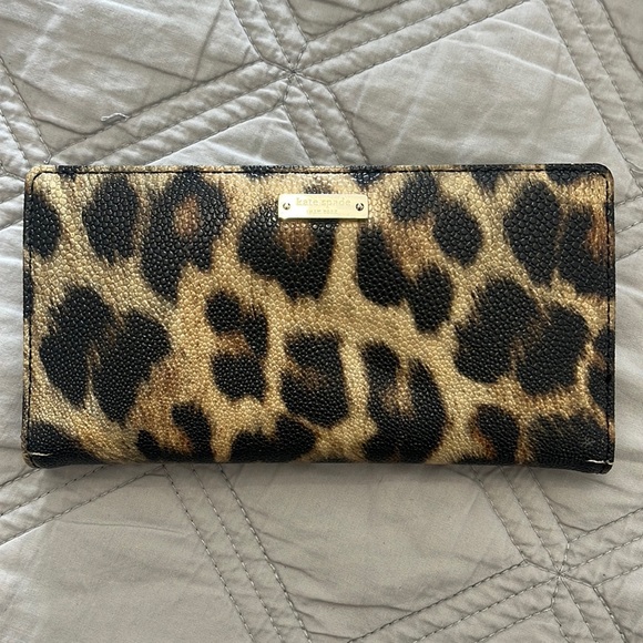kate spade Handbags - Kate Spade Wallet